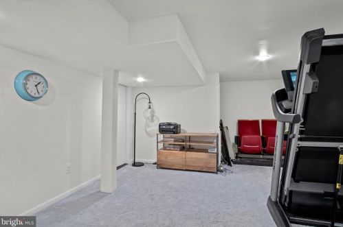 10415 Hayes Ave, Silver Spring MD 20902-3704 exterior