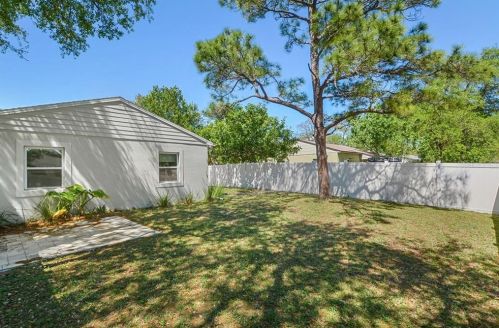 3901 Bay View Ave, Tampa FL 33611-1233 exterior