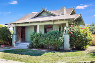 501 Lynwood St, Phoenix AZ  85004-1626 exterior