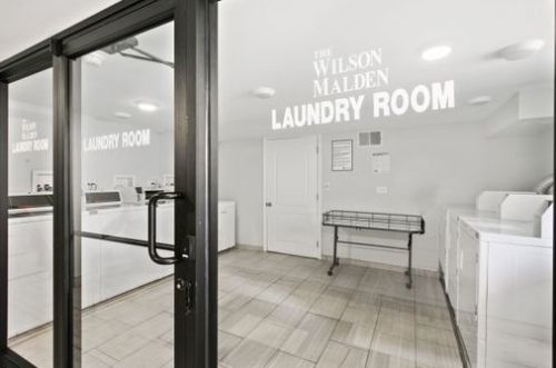 4555 Malden St, Chicago IL 60640-5542 exterior