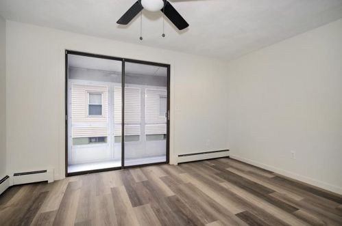 8 Ashby St, Providence RI  02919-6602 exterior