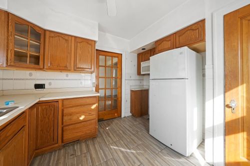 9540 Lowe Ave, Chicago IL 60628-7435 exterior