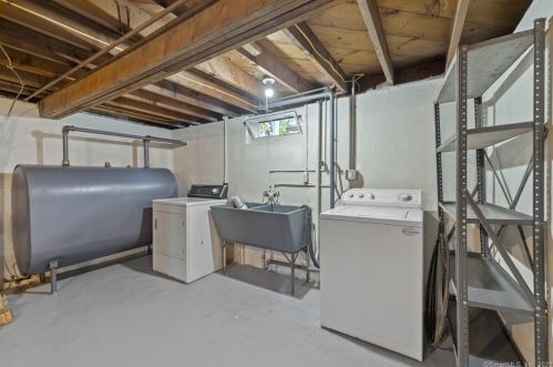 112 East St, New Britain CT  06051-3645 exterior