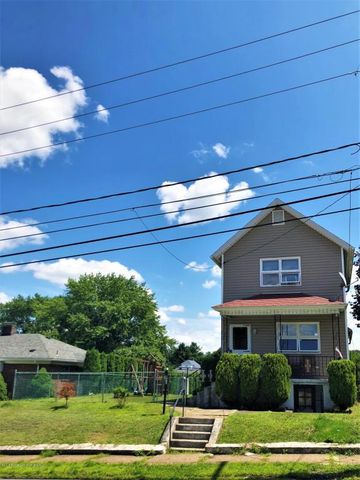 408 Dunmore St, Scranton, PA 18512-1147