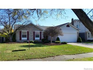 47750 Valley Forge Dr, Macomb Township, MI 48044-4852