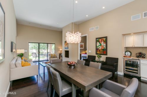 6319 30th Ct, Phoenix, AZ 85016-2220