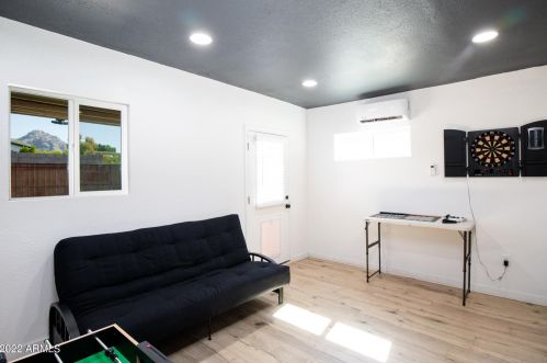 7747 13th St, Phoenix AZ  85020-4224 exterior