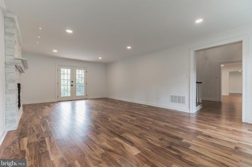 1905 Heritage Rd, Huntingdon Valley PA  19006-7813 exterior