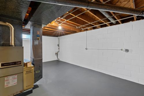 7217 Mohawk Ave, Milwaukee WI 53217 exterior