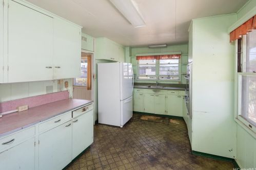 426 Judd St, Honolulu HI 96817-1753 exterior