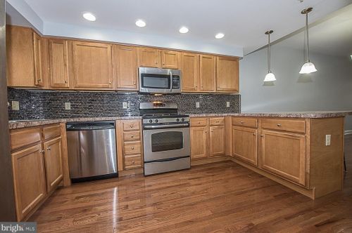 1737 Federal St, Philadelphia PA 19146-3715 exterior