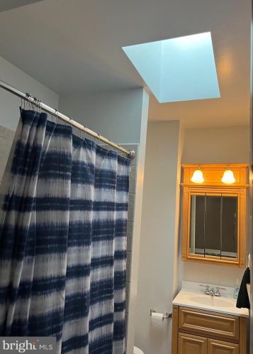 5531 Addison St, Philadelphia PA 19143-1107 exterior