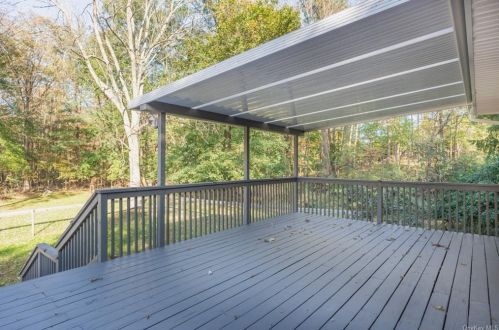 209 Centerville Rd, Middletown NY 10940-8454 exterior