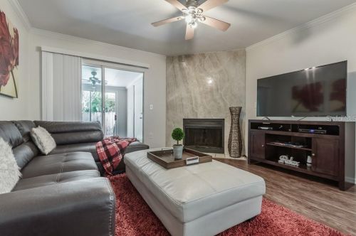 8532 J R Manor Dr, Tampa FL  33634-1053 exterior