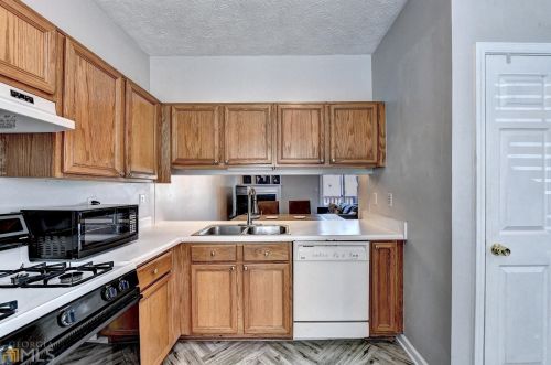 2513 Smt Cv Dr, Duluth GA 30097-7973 exterior