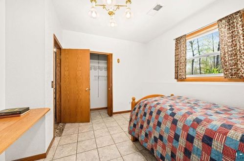 5021 Lockwood Ln, Duluth MN 55803-9714 exterior