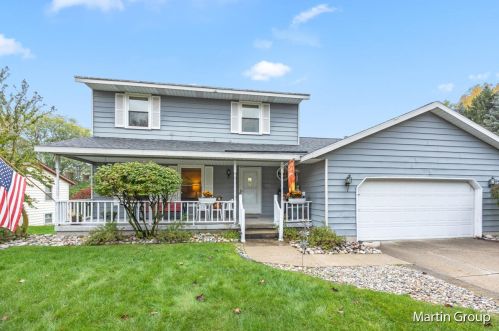 3041 Juneberry Ave, Grand Rapids, MI 49508-1522