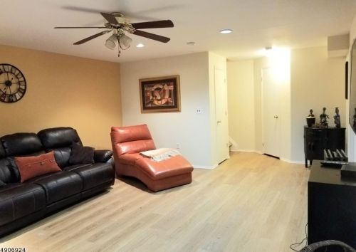 2102 Vroom Dr, Bridgewater NJ  08807-7003 exterior