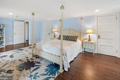 240 Library Pl, Princeton NJ 08540-3019 exterior