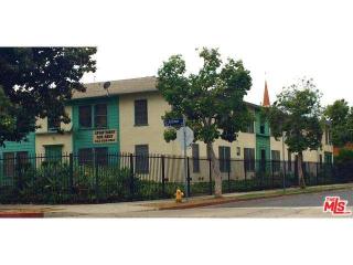 1809 St Andrews Pl, Los Angeles CA  90019-6437 exterior