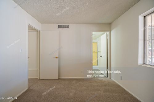 2233 47 Dr, Phoenix AZ 85031-1407 exterior