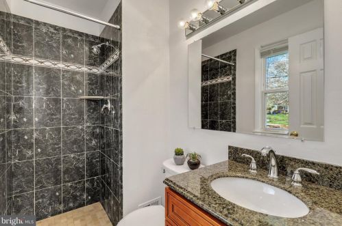 4216 Landgreen St, Rockville MD 20853-2731 exterior