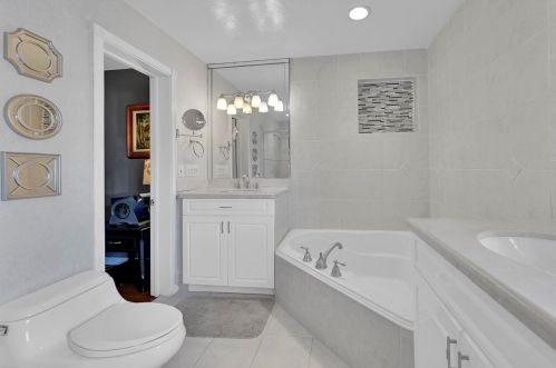 418 13 Dr, Boca Raton FL 33486-5369 exterior