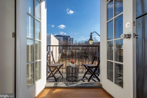 1040 Bladensburg Rd, Washington DC 20002-2923 exterior