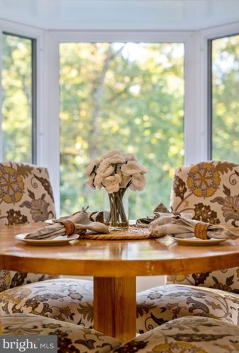 160 Paxon Holw Rd, Media PA 19063-1163 exterior