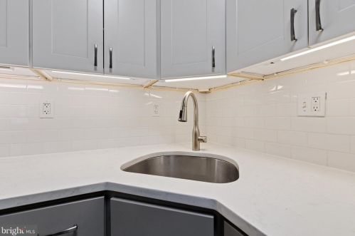 1422 Morse St, Washington DC  20002-3970 exterior