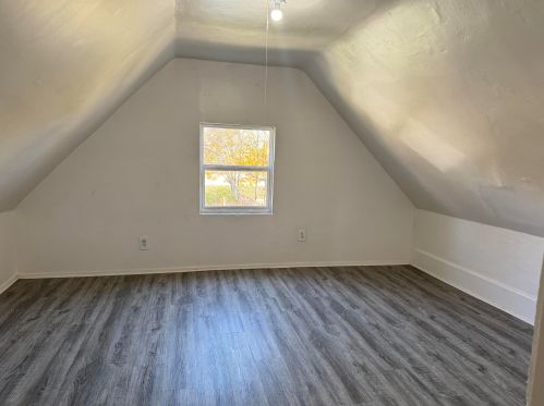 321 29 St, Milwaukee WI 53208-4204 exterior