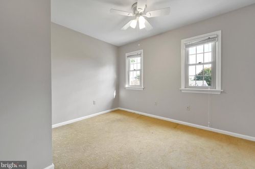 3223 Pinewyn Cir, Lancaster PA exterior