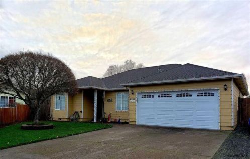 4206 Blazing Star Ct, Salem, OR 97305-2387