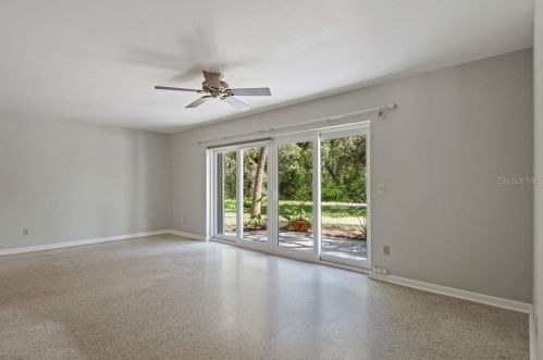 12403 53rd St, Tampa FL 33617-1451 exterior