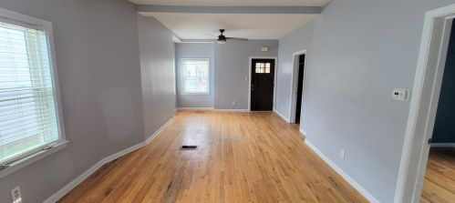 1039 Park St, Grand Rapids, MI 49525-2635