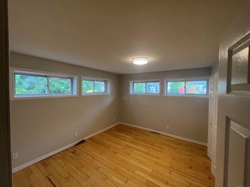 220 Michelson Rd, Rochester MI 48307-5335 exterior