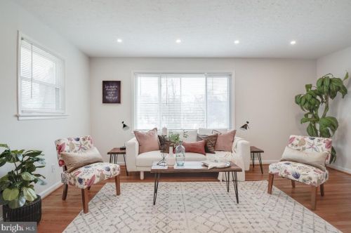 11902 Valleywood Dr, Silver Spring MD 20902-2235 exterior