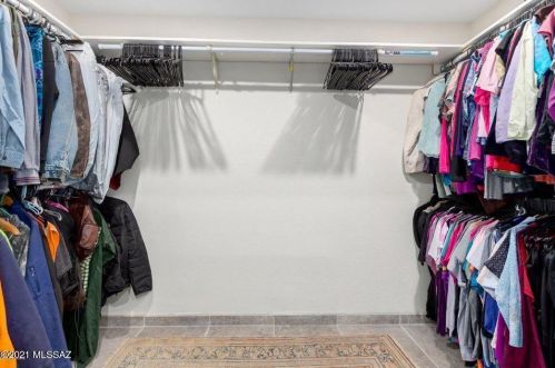 1660 King St, Tucson AZ 85749-8270 exterior