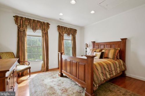 15173 Sapling Rdg Dr, Dayton MD 21036-1259 exterior