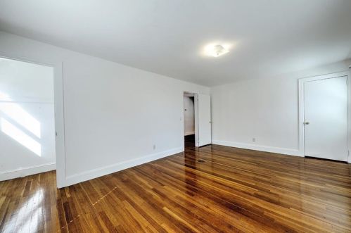 136 9th St, Providence RI 02906-2931 exterior