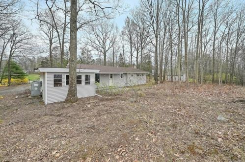 37 Emperor Ln, Montgomery NY  12549-1919 exterior