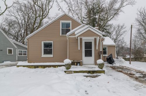 2335 Amherst Ave, Kalamazoo MI  49008-3937 exterior