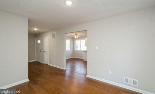 1211 46th St, Washington DC 20019-5722 exterior