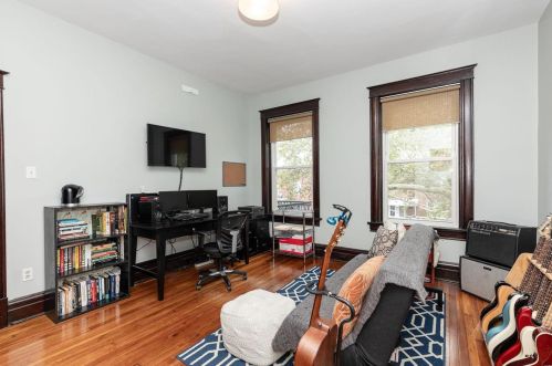 3882 Humphrey St, Saint Louis MO 63116-4825 exterior