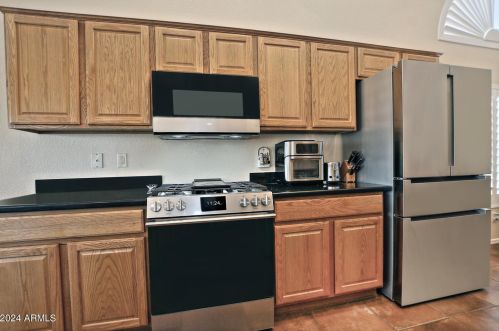 23802 Stoney Lk Dr, Chandler AZ 85248-6154 exterior