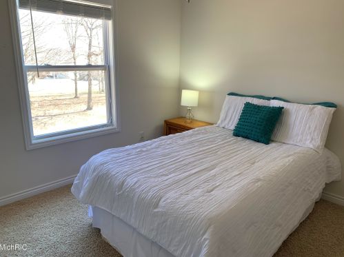 6715 5 St, Kalamazoo MI exterior