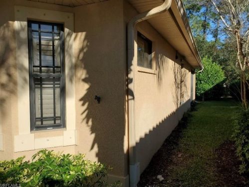 7303 Acorn Way, Naples FL 34119-9610 exterior