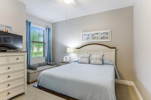 1503 Oceania Dr, Naples FL 34113 exterior