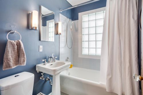 1305 Hartford Ave, Saint Paul MN 55116-1623 exterior