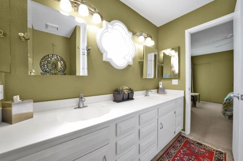 4031 Charter Oak Rd, Phoenix AZ 85032-7470 exterior